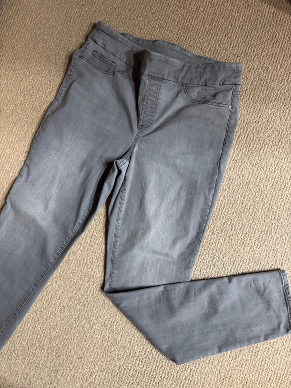 Chico's Slim Stretch Jeggings in Gray